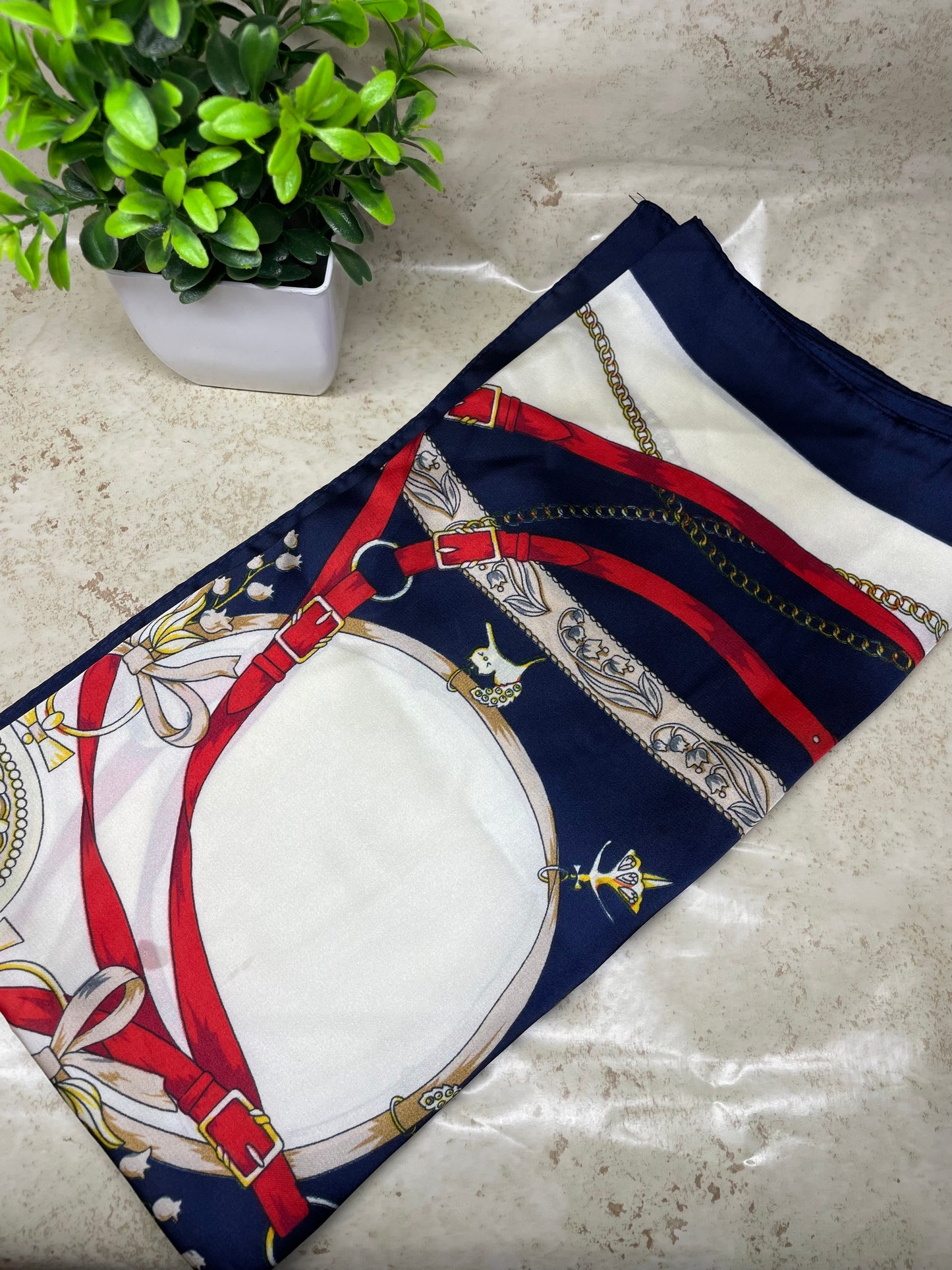 Saddle & Silk